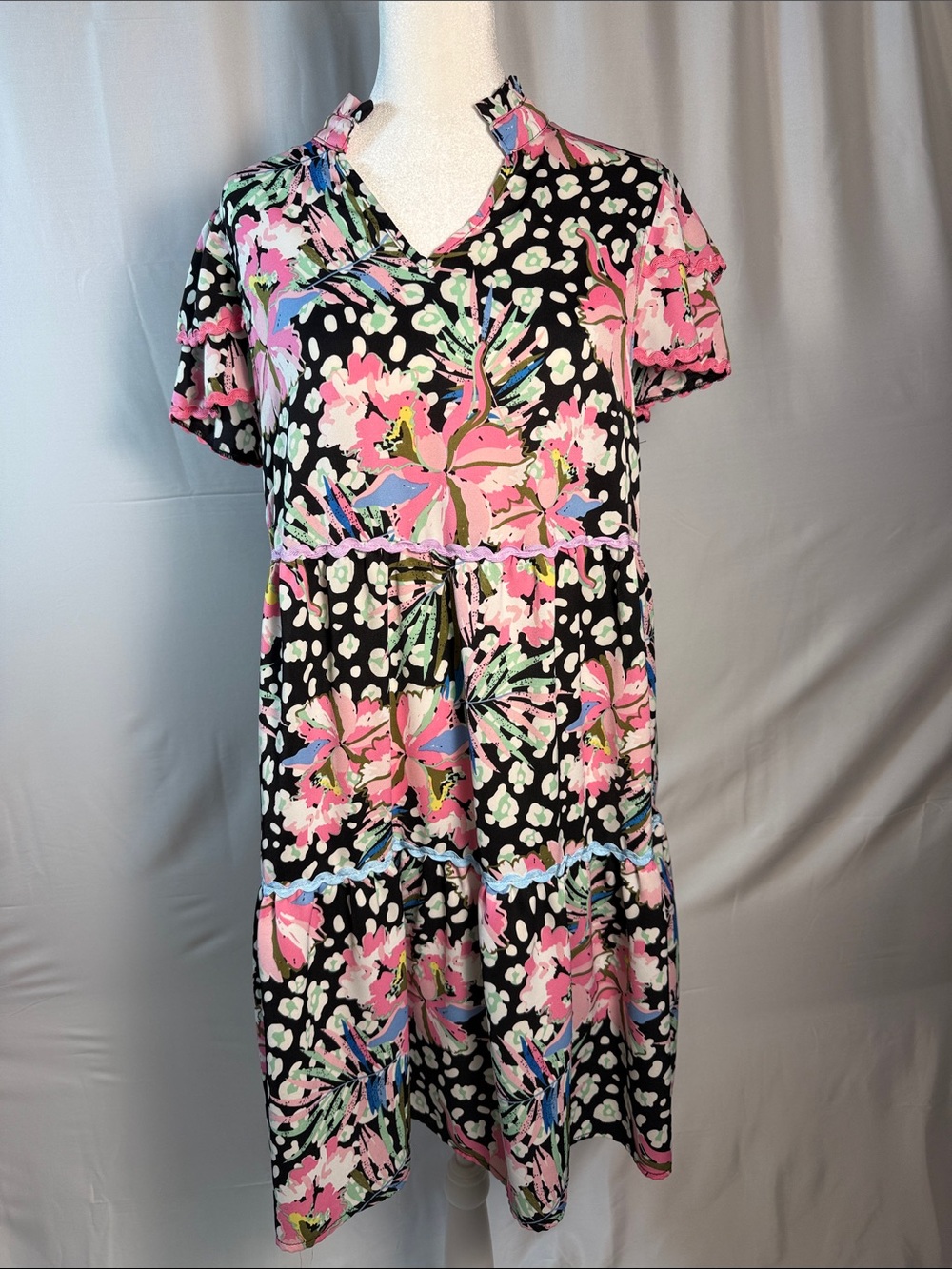Floral Tiered V-Neck Dress in Pink and Black